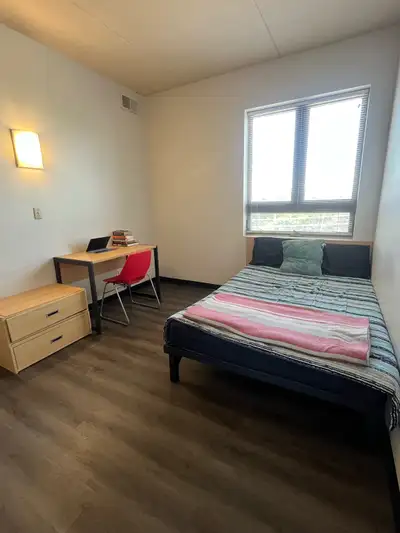 Private Room and Shared Bathroom 17hundred Student Housing
