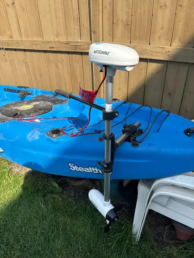 Water snake Electric motor for kayak 18lb. Thrust 12 volt Used only once