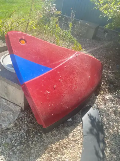 Not sure what model it is little dirty but new and in good condition Only 1 side. $500 obo