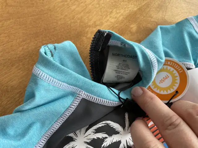 Baby boy 2pc swim suit, new, 0-3m in Clothing - 0-3 Months in Calgary - Image 4