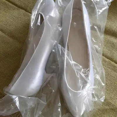 Women Vintage High Heel Shoes 1970's Brand New Satin Dyeable 7, View more