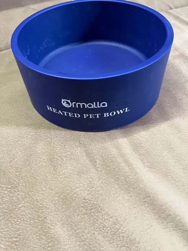 HEATED DOG BOWL  in Accessories in City of Toronto - Image 3