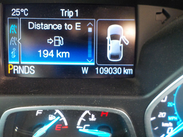 2015 Ford Escape SE 4WD EcoBoost in Cars & Trucks in Kingston - Image 3