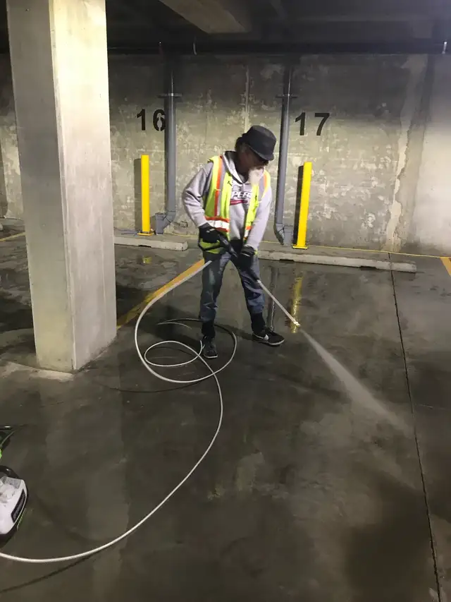 ALL SIZE BINS - DUMPSTER $200 & JUNK & CLEAN in Cleaners & Cleaning in Calgary - Image 10