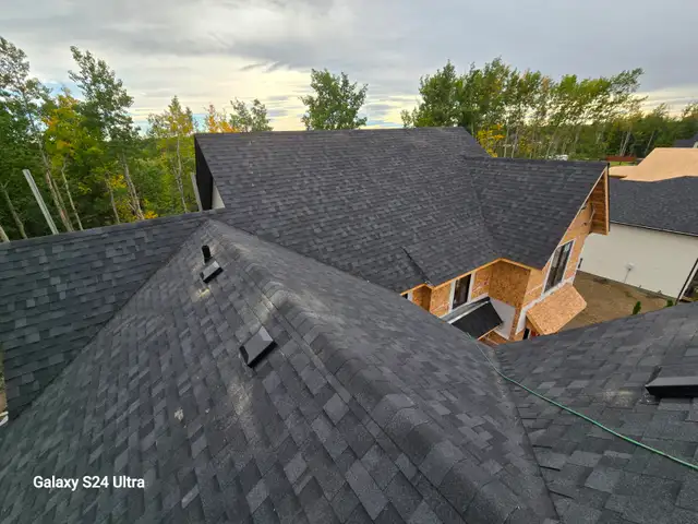 Roofing440611806233896964