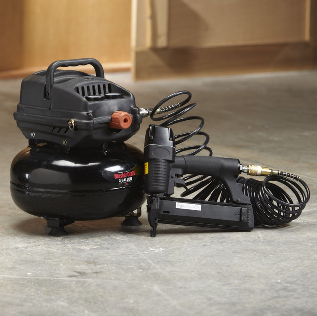 3-Gallon Pancake Air Compressor, New in Power Tools in Hamilton - Image 2