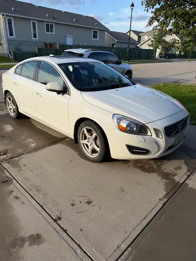 I am selling my 2012 Volvo S60 T5 turbocharged in excellent condition. Regular service has been perf...