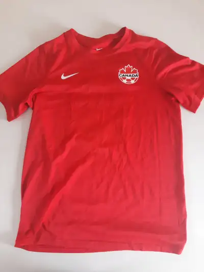 Nike - Team Canada - Davies #19 - Youth Large, View more
