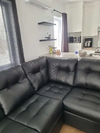 Divan Sectionnel en Cuir, View more