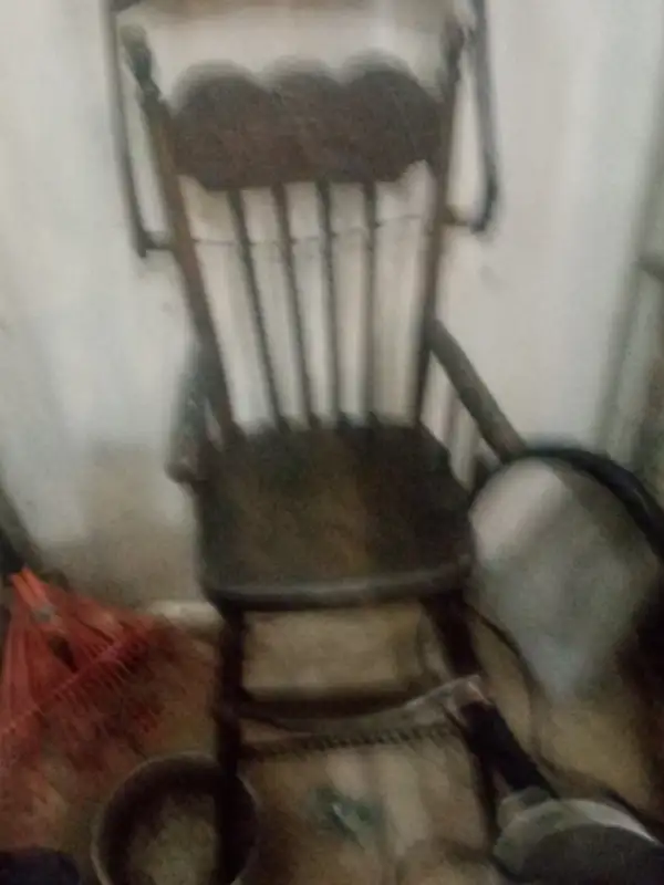 2 High chairs in Feeding & High Chairs in Stratford - Image 3