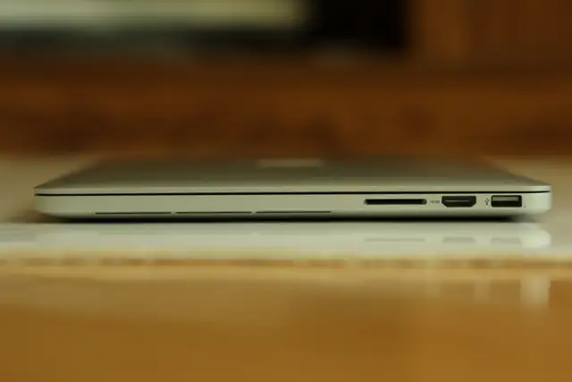 MacBook Pro 13 pouces - fin 2013 in Laptops in West Island - Image 8