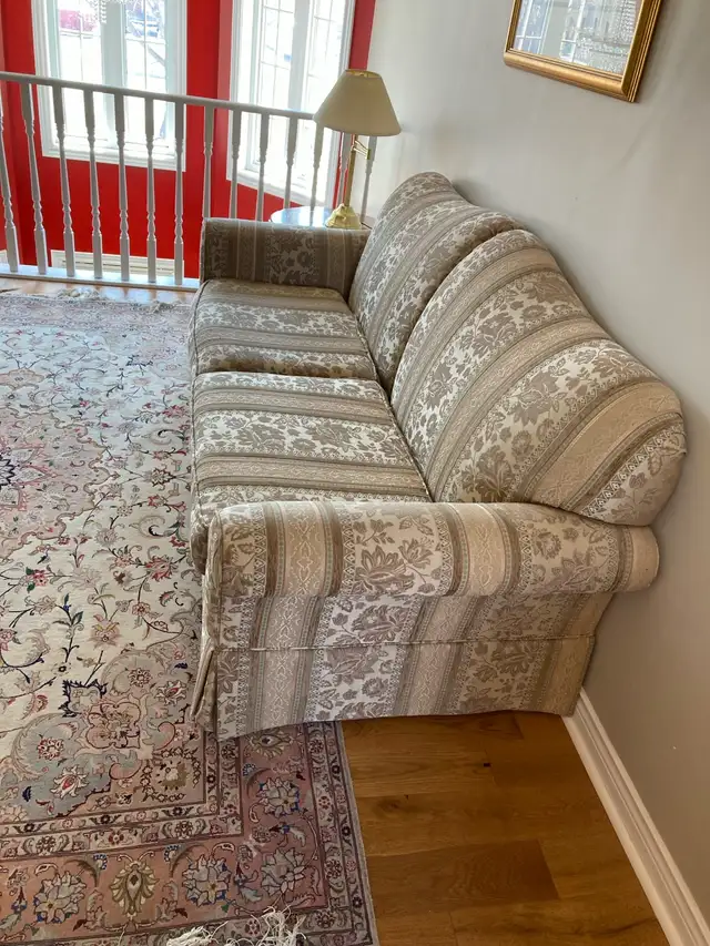 Couch/Sofa in Couches & Futons in Peterborough - Image 3