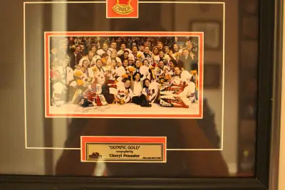 Womens Salt Lake Olympic Gold Hockey Team Picture Signed, View more