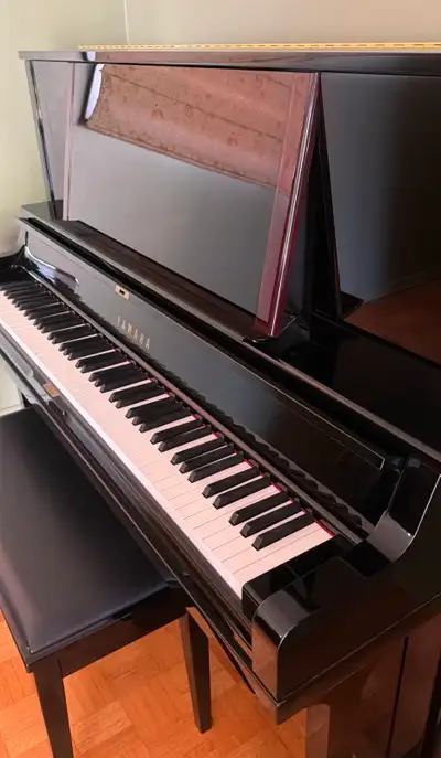 Yamaha YUS5 Professional Upright Piano (2010) – Polished Ebony –, View more