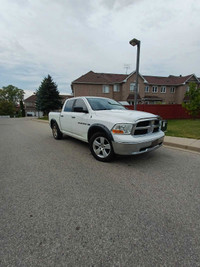 2011 dodge ram 1500 5.7 hemi