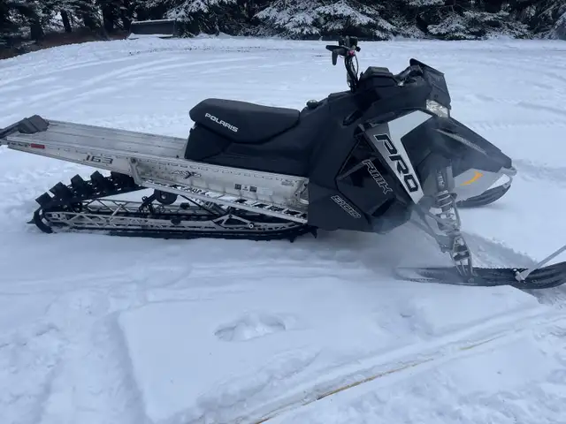 2017 Polaris Axys 800 163