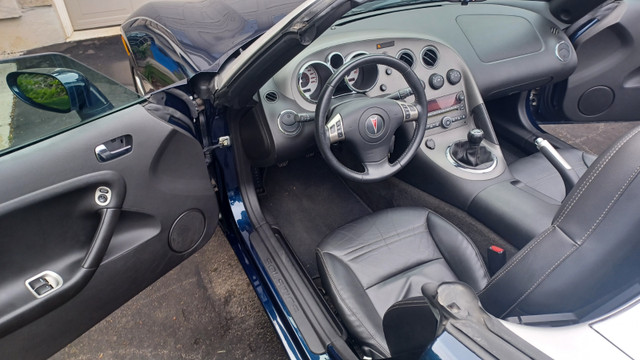 2006 Pontiac Solstice in Cars & Trucks in Oakville / Halton Region - Image 4