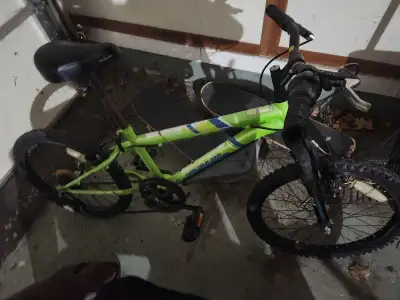 Nakamura Hybrid/Mountain Bike – Great Starter Bike ($100), View more