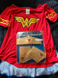 Gently  Used Adult Wonder Woman Costume