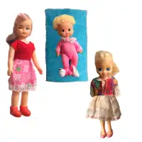 3 mini poupées, années 80, plus petits que des Barbie