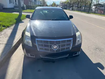 Cadillac CTS 2010 225'000 km **AWD, V6 3.0L, AC, toit ouvrant, siège chauffant** Bien entretenu, cré...