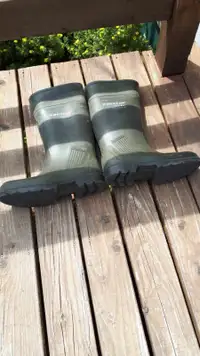 dunlop rubber boots size 8