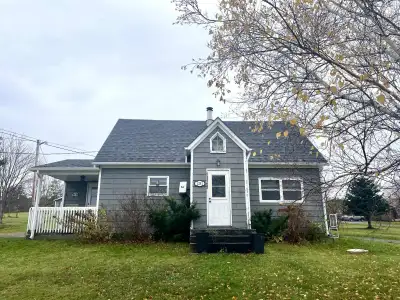 Charming older home with modern updates, just minutes from local schools and beaches. This bright 3‑...