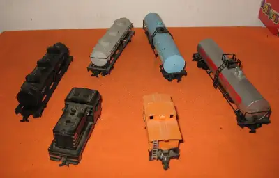 Rare HO Scale /Gauge Model Railroad Items - All as shown Yard Shuttle #56 & 5 Cars - Model Train. Al...