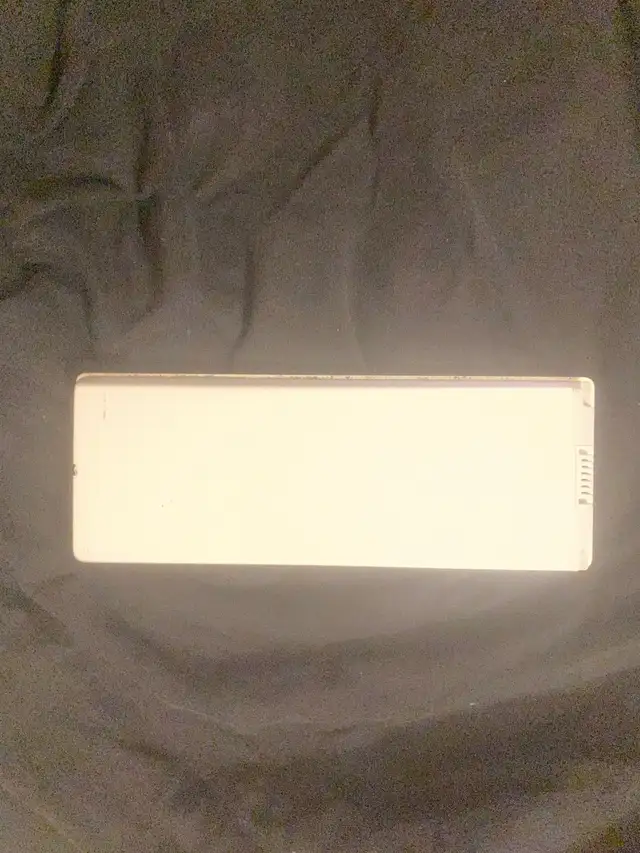 Apple MacBook Rechargeable Battery572420891513999361