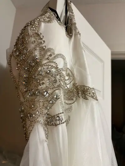 Beautiful ladies Dress . Size 10 , View more