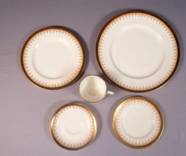 Paragon ATHENA Gold DINNER SET65070972632962123