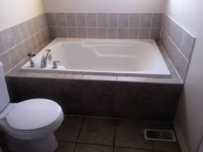 master bedroom $1400 only all include in York Uni.