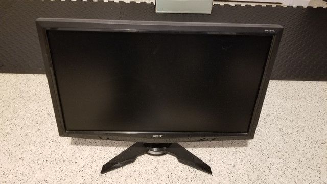 Acer 22 inch LCD monitor, 1920x1080 VGA+DVI in Monitors in Kitchener / Waterloo