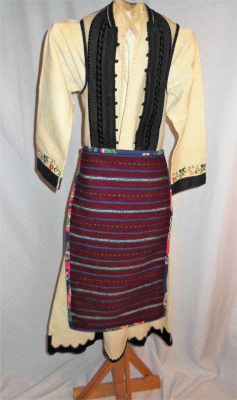 Macedonian woman's folk costume Bitola region in Arts & Collectibles in City of Toronto