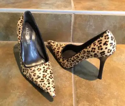ALDO / Sz 8 / BNWT / Ret $90, View more