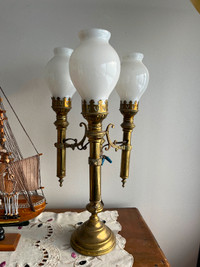 Lampes (2) modèle chandelier antique