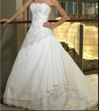 Wedding dress - Maggie Sottero 'suzanne', View more