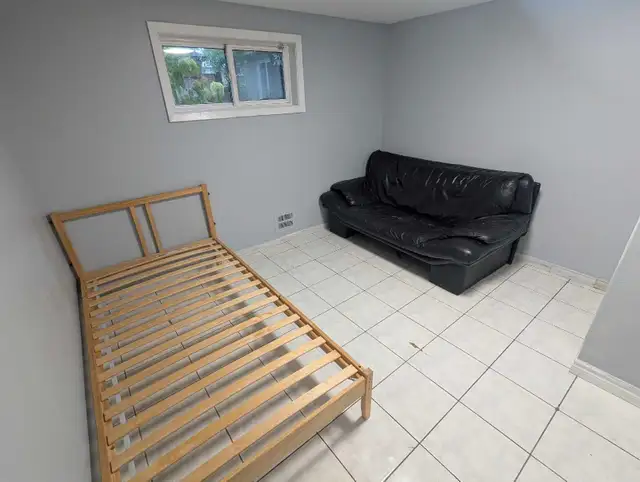 Scarborough Room for Rent - Walking distance to ameniti in Room Rentals & Roommates in City of Toronto - Image 8