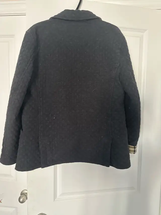 Ladies authentic vintage  Burberry jacket in Women's - Tops & Outerwear in Mississauga / Peel Region - Image 8