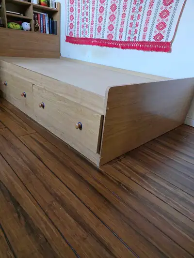 twin size bed , View more