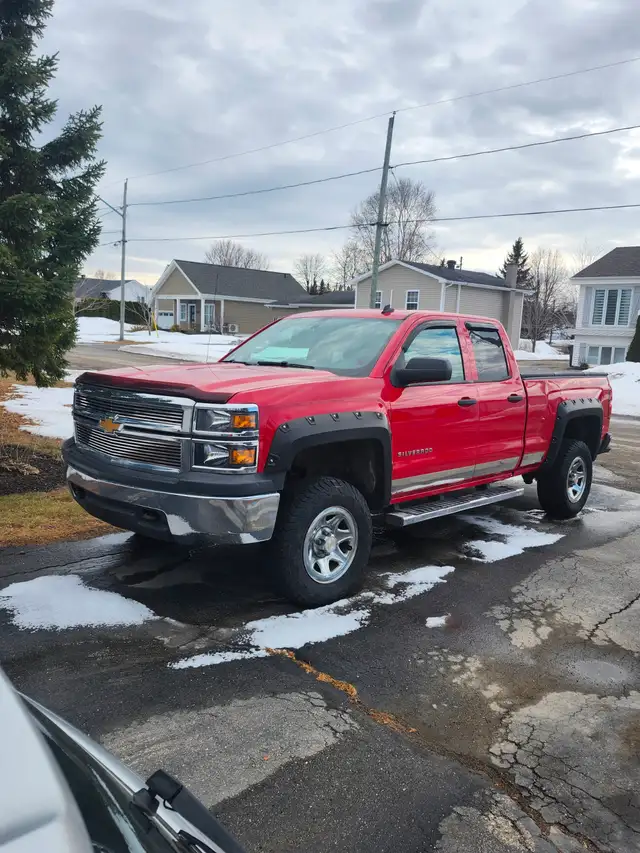 2014 Chev Silverado 1500423430073594695681
