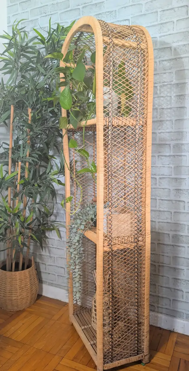 Wicker Shelf (Vintage Boho) in Hutches & Display Cabinets in Mississauga / Peel Region - Image 5