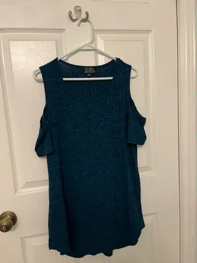 sweater set, never worn, XXL, $10, View more