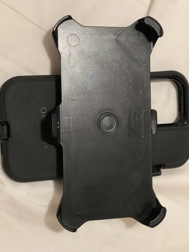 OtterBox Defender Case Iphone 12 or 13 pro max64578849924611121