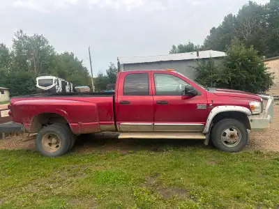 2nd owners of this truck. Know the history right back to new. We no longer need the diesel dually so...