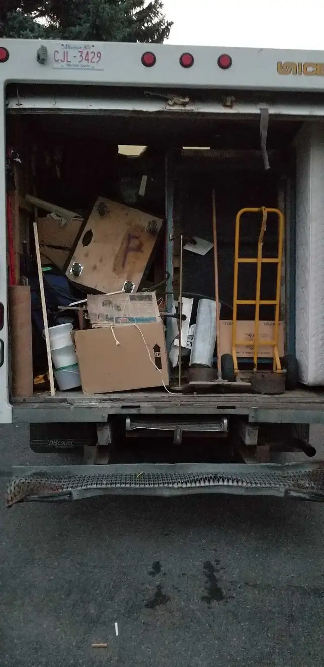 Garbage Disposal 64519977275394121