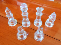 32 Pieces Beautiful Glass Chess Pieces Only (no Board)