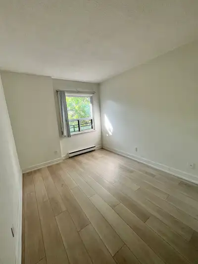 Long-term room available in a 2BHK condo
