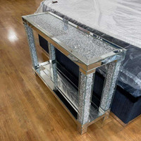 Crushed diamond entry table