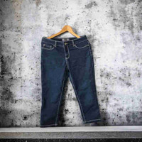 Reitmans Jeans - Capri Size 9 - Womens